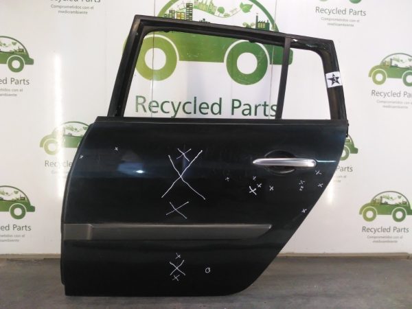 Puerta Trasera Izquierda Renault Megane 2 Rural (04459396)