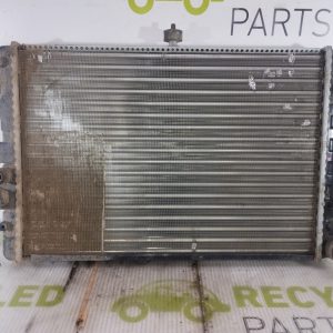 Radiador De Agua Vw Gol 1.6 (05769753)