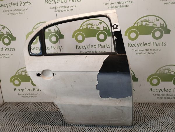 Puerta Trasera Derecha Vw Gol Trend (05404245)