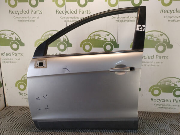 Puerta Delantera Izquierda Chevrolet Captiva (06038079)