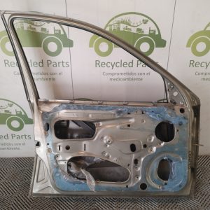 Puerta Delantera Izquierda Chevrolet Corsa (06167705)