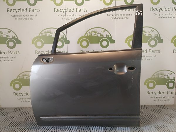 Puerta Delantera Izquierda Kia Rondo (04652628)