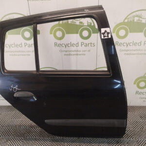 Puerta Trasera Derecha Renault Clio 2 (05508167)