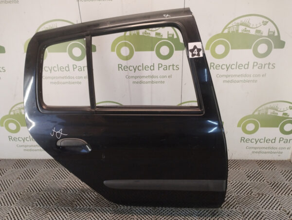 Puerta Trasera Derecha Renault Clio 2 (05508167)