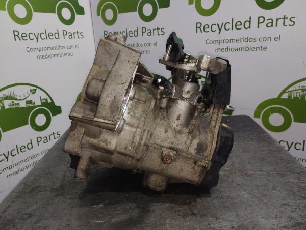 Caja De Velocidades Vw Gol Trend 1.6 8v (05327422)