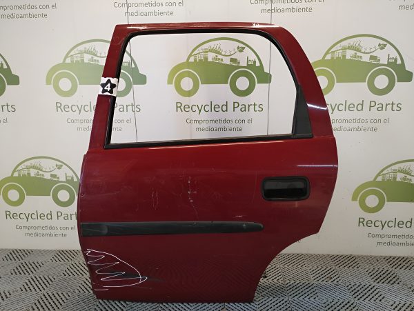 Puerta Trasera Izquierda Chevrolet Corsa (03199015)