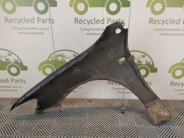 Guardabarro Derecho Mitsubishi Lancer (04986773)
