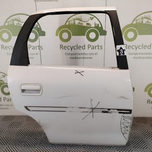 Puerta Trasera Derecha Chevrolet Corsa (04901875)