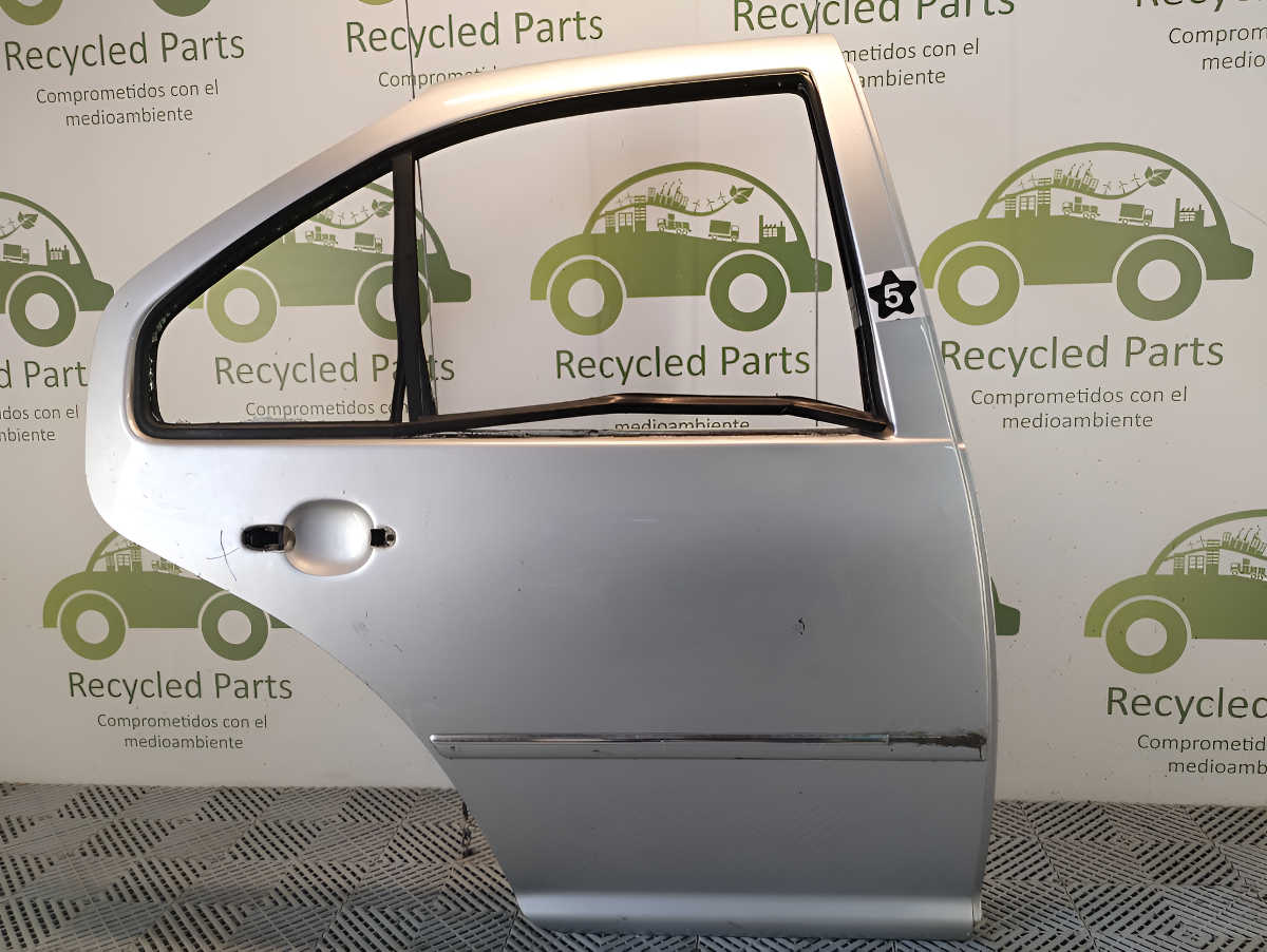 Puerta Trasera Derecha Vw Bora (04906545) Lp