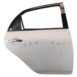 Puerta Trasera Derecha Toyota Corolla G10 (06131628)