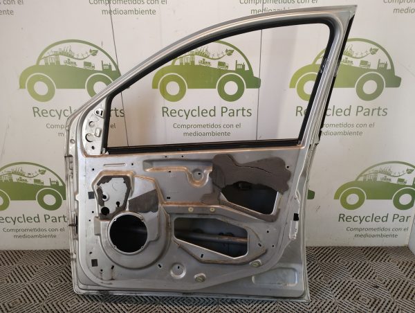Puerta Delantera Derecha Ford Fiesta Max (05128493)
