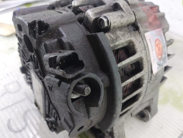 Alternador Peugeot 207 2.0 Hdi (05450976)