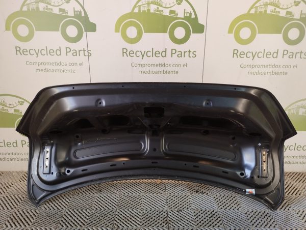 Tapa De Baul Nissan Versa Lv (05275340)