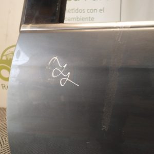 Puerta Trasera Izquierda Vw Vento Lv (05710616)