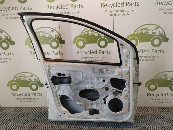 Puerta Delantera Izquierda Fiat Grand Siena (05602664)