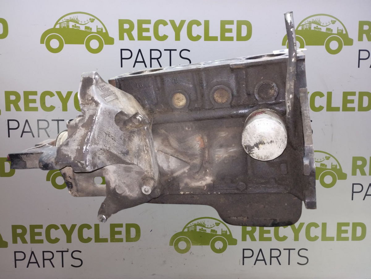 Motor Chevrolet Corsa 1.6 8v (03316828) Solo Block