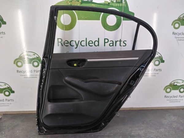 Puerta Trasera Derecha Honda Civic 8va (04143259) Lp