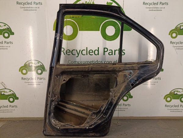 Puerta Trasera Derecha Vw Bora (02606037)