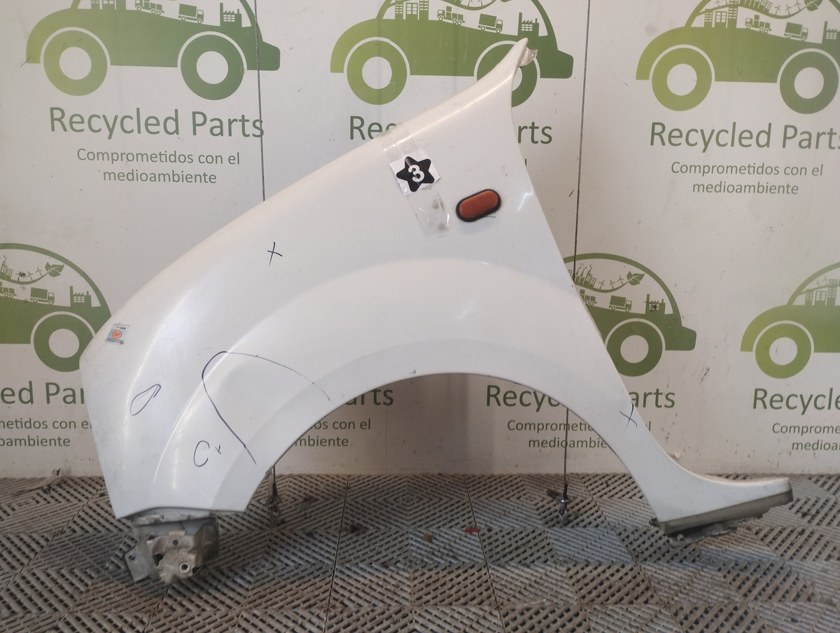 Guardabarro Izquierdo Renault Kangoo Lv (02815961)