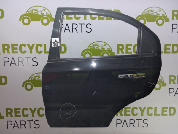 Puerta Trasera Izquierda Chevrolet Aveo (05656717) Lp