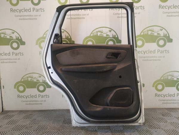 Puerta Trasera Izquierda Chevrolet Spin (05396277)