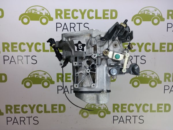 Caja De Velocidades Peugeot 208 1.5 8v (04410975) Lp