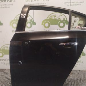 Puerta Trasera Izquierda Chevrolet Cruze 4p (06747492)