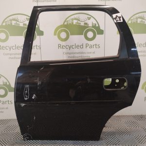 Puerta Tasera Izquierda Chevrolet Corsa (04421136)