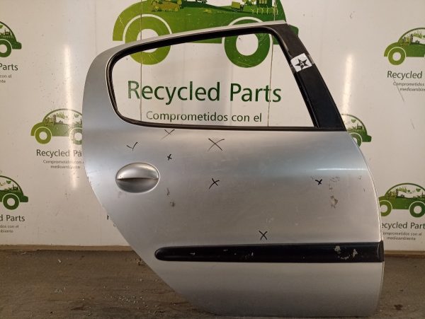 Puerta Trasera Derecha Peugeot 206 (04562033) Lp