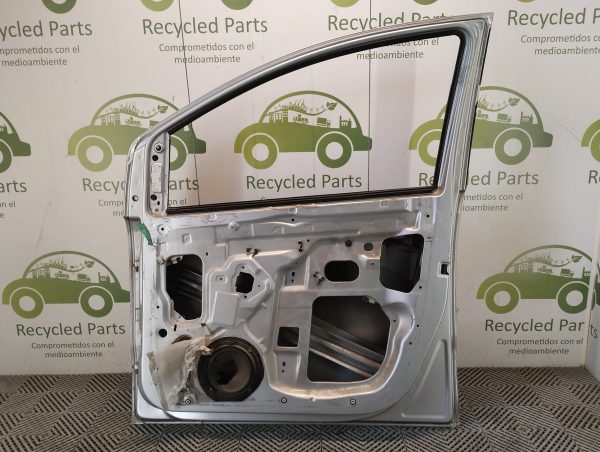 Puerta Delantera Derecha Vw Fox Lv (05501685)