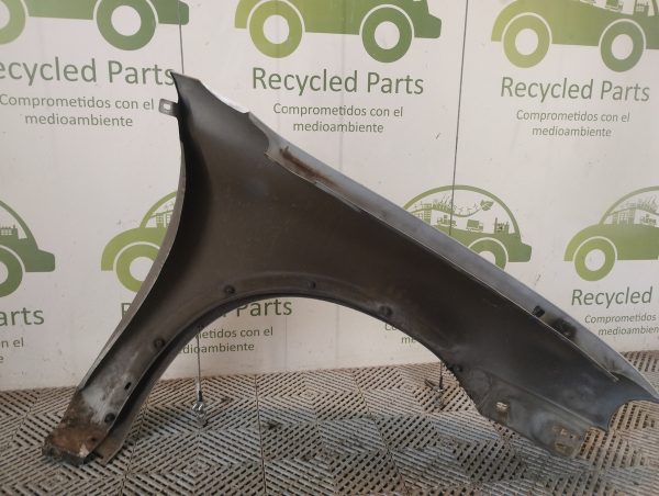 Guardabarro Izquierdo Chevrolet Corsa (06485476)