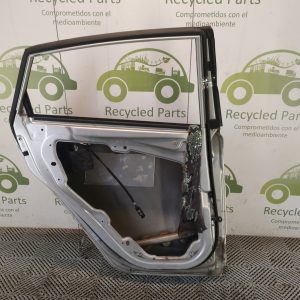 Puerta Trasera Izquierda Ford Fiesta Kd 5p (05909766)