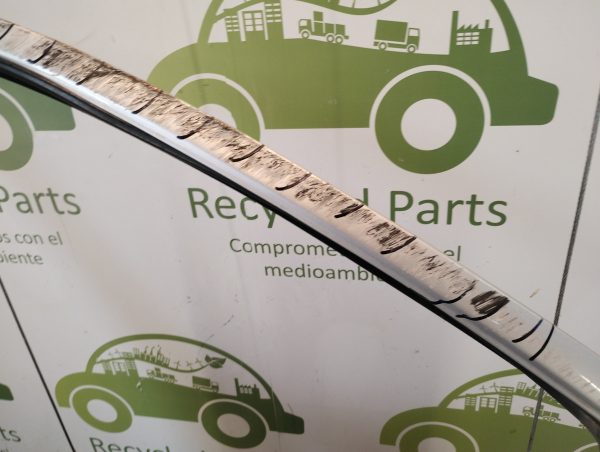 Puerta Delantera Derecha Chevrolet Corsa (05314869)