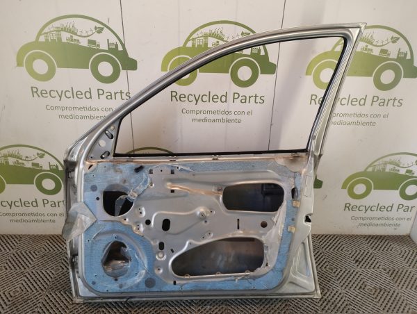 Puerta Delantera Derecha Chevrolet Corsa (06485471)