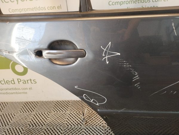 Puerta Trasera Derecha Vw Bora (06147507)