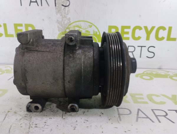Compresor De A/a Ford Fiesta Max 1.6 (05158929)