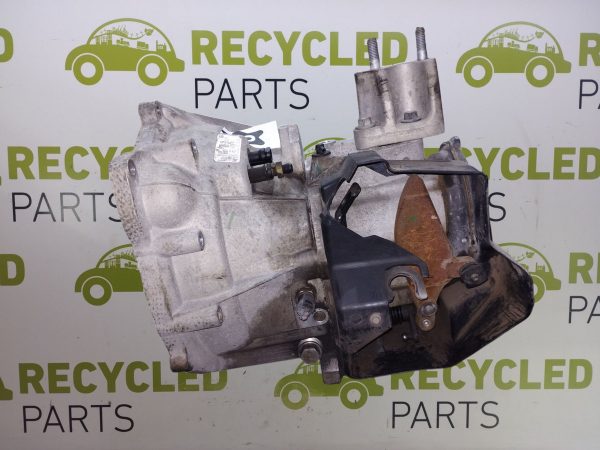 Caja De Velocidades Ford Fiesta 1.6 16v (05525404)