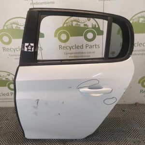 Puerta Trasera Izquierda Peugeot 208 Ln (06176711)