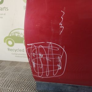 Puerta Trasera Izquierda Toyota Rav4 (06110204)