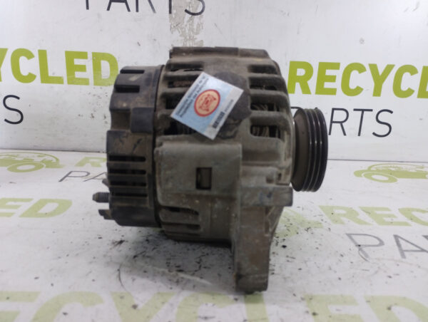 Alternador Renault Clio 1.2 (04302888)
