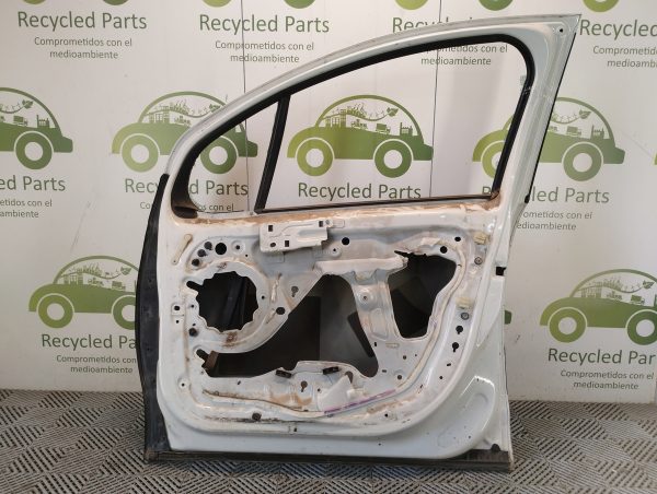 Puerta Delantera Derecha Citroen Nuevo C3 (05177893)