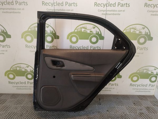 Puerta Trasera Derecha Chevrolet Cobalt (05604494)