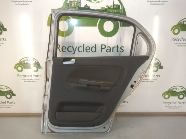 Puerta Trasera Derecha Vw Voyage (03835515)