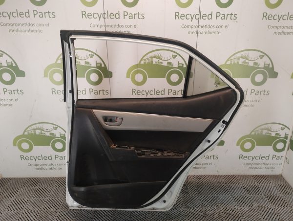 Puerta Trasera Derecha Toyota Corolla G11 (05960618)