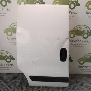 Puerta Trasera Derecha Fiat Qubo (05813708)