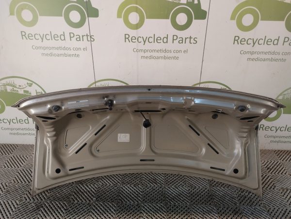 Tapa De Baul Chevrolet Classic (05840555)