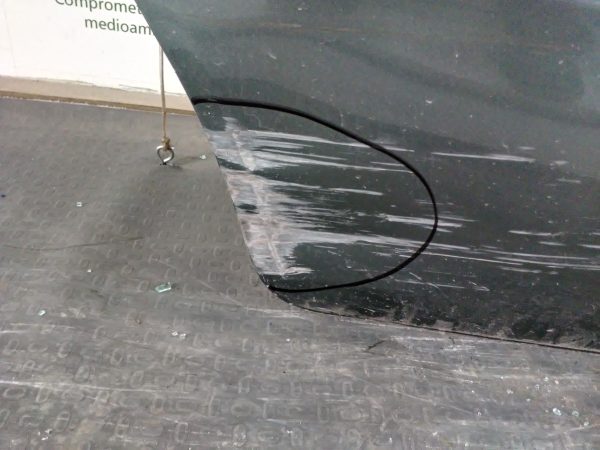 Puerta Trasera Derecha Vw Gol Trend (04415471)