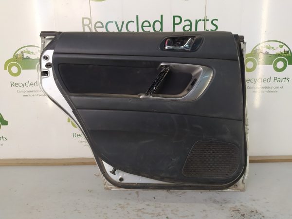 Puerta Trasera Izquierda Subaru Legacy (03913733)