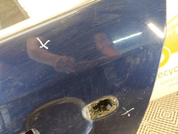 Puerta Trasera Izquierda Vw Vento Lv (05402636)