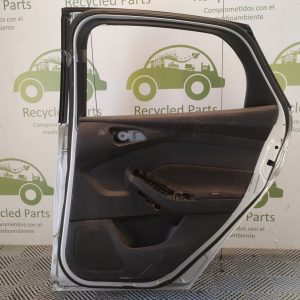 Puerta Trasera Derecha Ford Focus 3 (05076944)